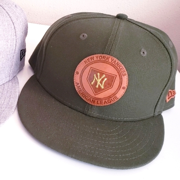 MLB Army Green New Era Yankee Hat - Picture 5 of 7